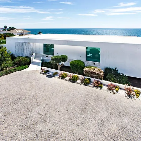 Holiday home Stunning, Luxury Modern Miramar Luxe - Wow Factor, Panoramic Sea Views