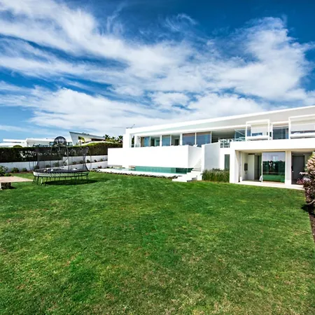 Holiday home Stunning, Luxury Modern Miramar Luxe - Wow Factor, Panoramic Sea Views