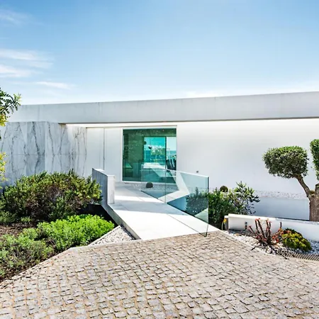 Holiday home Stunning, Luxury Modern Miramar Luxe - Wow Factor, Panoramic Sea Views