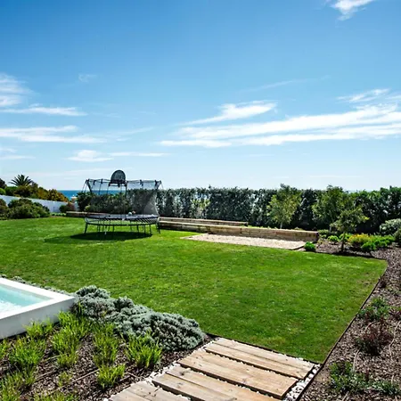 Stunning, Luxury Modern Miramar Luxe - Wow Factor, Panoramic Sea Views Senhora da Luz