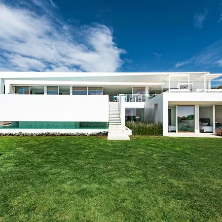 Stunning, Luxury Modern Miramar Luxe - Wow Factor, Panoramic Sea Views Сasa de vacaciones