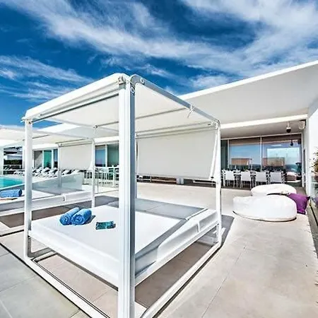 Сasa de vacaciones Stunning, Luxury Modern Miramar Luxe - Wow Factor, Panoramic Sea Views Luz