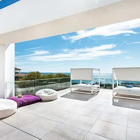 Stunning, Luxury Modern Miramar Luxe - Wow Factor, Panoramic Sea Views Сasa de vacaciones *